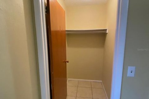 Снять в аренду кондоминиум в Уинтер-Хейвен, Флорида 3 комнаты, 156.08м2, № 1904442 - фото 8