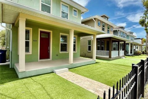 Villa ou maison à louer à Tampa, Floride: 3 chambres, 155.33 m2 № 1874079 - photo 3