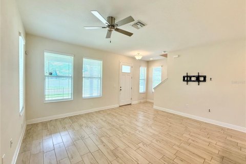 Villa ou maison à louer à Tampa, Floride: 3 chambres, 155.33 m2 № 1874079 - photo 15