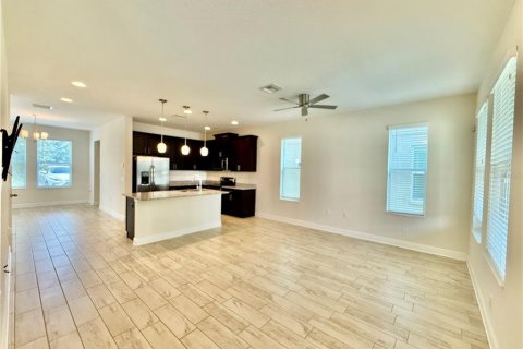 Villa ou maison à louer à Tampa, Floride: 3 chambres, 155.33 m2 № 1874079 - photo 5