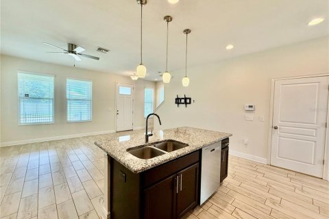 Villa ou maison à louer à Tampa, Floride: 3 chambres, 155.33 m2 № 1874079 - photo 13