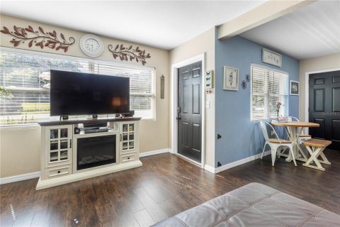 Casa en venta en Brooksville, Florida, 3 dormitorios, 89.65 m2 № 1913793 - foto 12