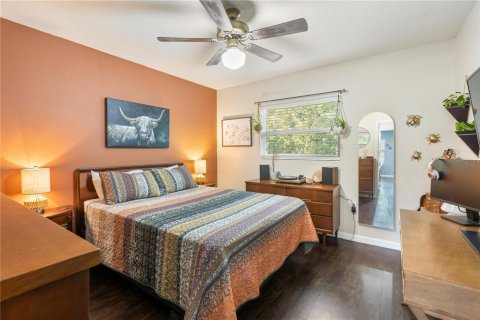 Casa en venta en Brooksville, Florida, 3 dormitorios, 89.65 m2 № 1913793 - foto 4