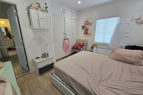 Купить виллу или дом в Майами, Флорида 3 спальни, 94.85м2, № 1697921 - фото 26