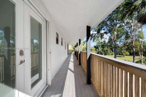 Villa ou maison à vendre à Southwest Ranches, Floride: 3 chambres, 142.7 m2 № 1995480 - photo 30