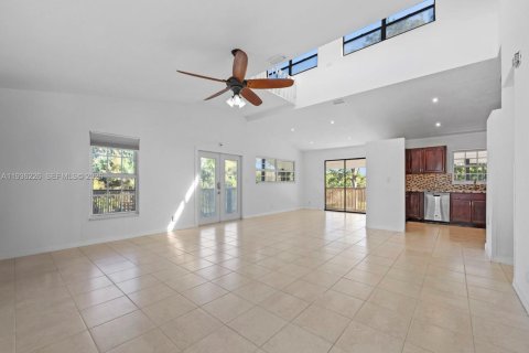 Villa ou maison à vendre à Southwest Ranches, Floride: 3 chambres, 142.7 m2 № 1995480 - photo 5