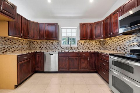 Villa ou maison à vendre à Southwest Ranches, Floride: 3 chambres, 142.7 m2 № 1995480 - photo 14