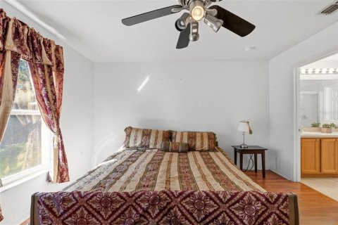 House in Poinciana, Florida 2 bedrooms, 128.86 sq.m. № 2395864 - photo 13