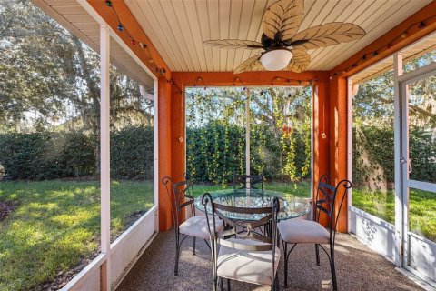 House in Poinciana, Florida 2 bedrooms, 128.86 sq.m. № 2395864 - photo 23