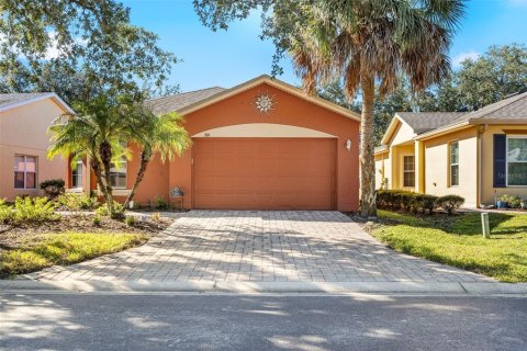 House in Poinciana, Florida 2 bedrooms, 128.86 sq.m. № 2395864