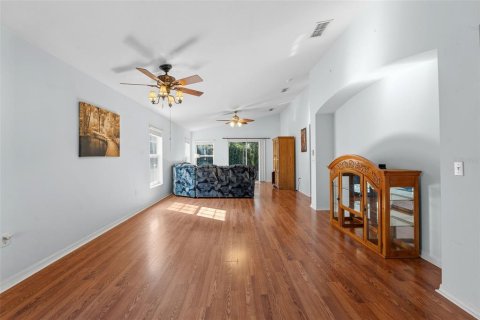 House in Poinciana, Florida 2 bedrooms, 128.86 sq.m. № 2395864 - photo 16