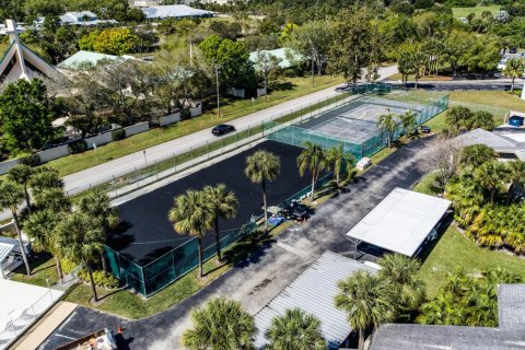 Condo in Stuart, Florida, 2 bedrooms  № 1060231 - photo 1