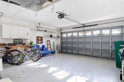 House in Naples, Florida 3 bedrooms, 181.62 sq.m. № 2018231 - photo 25