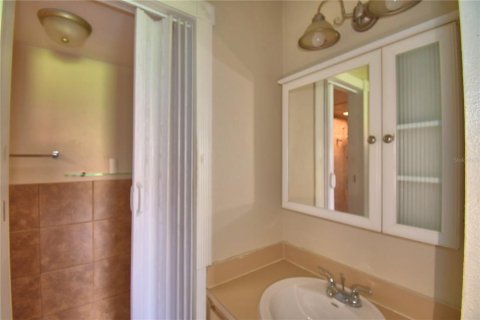 Adosado en venta en Winter Haven, Florida, 2 dormitorios, 116.31 m2 № 1817305 - foto 25
