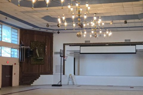 Copropriété à louer à Miami, Floride: 2 chambres, 90.58 m2 № 2001547 - photo 30