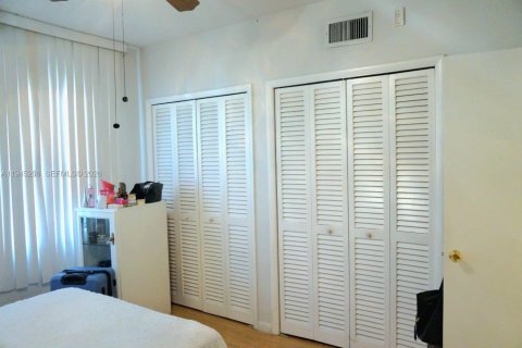 Apartment in Miami, Florida 2 bedrooms, 90.58 sq.m. № 2001547 - photo 9