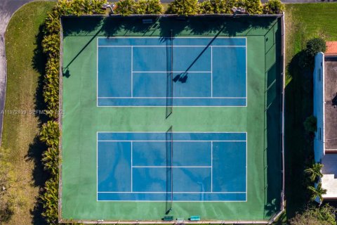 Copropriété à louer à Miami, Floride: 3 chambres, 165.37 m2 № 2033152 - photo 26