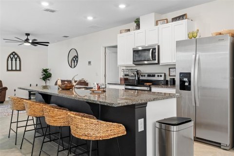 House in Saint Cloud, Florida 4 bedrooms, 159.42 sq.m. № 1435631 - photo 5