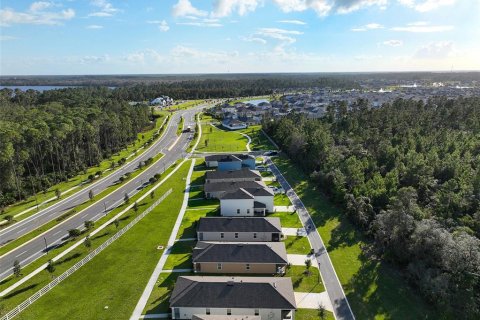House in Saint Cloud, Florida 4 bedrooms, 159.42 sq.m. № 1435631 - photo 27