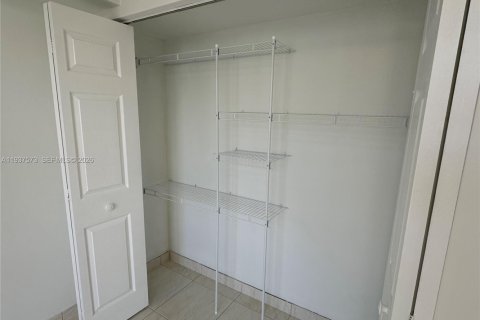 Copropriété à louer à Aventura, Floride: 2 chambres, 101.36 m2 № 1995368 - photo 19