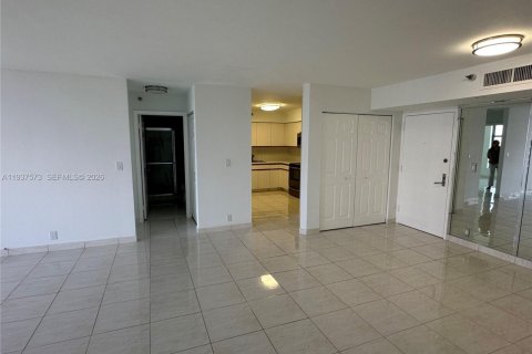 Copropriété à louer à Aventura, Floride: 2 chambres, 101.36 m2 № 1995368 - photo 12