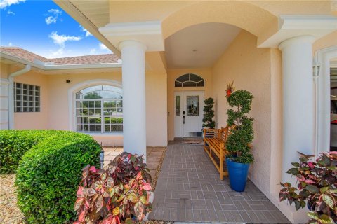 House in Winter Haven, Florida 4 bedrooms, 201.78 sq.m. № 1759928 - photo 6
