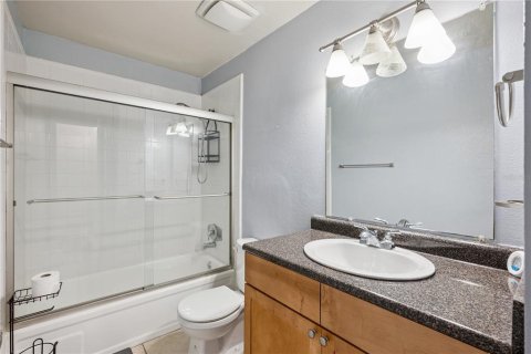 Condo in Winter Park, Florida, 2 bedrooms № 2112702 - photo 23