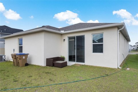 House in Davenport, Florida 4 bedrooms, 184.23 sq.m. № 1915833 - photo 20