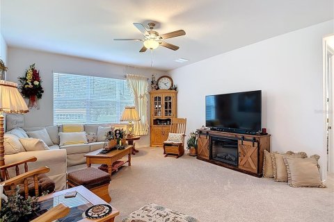 Casa en venta en Zephyrhills, Florida, 4 dormitorios, 171.87 m2 № 1884328 - foto 4