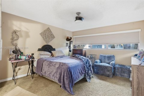 Купить таунхаус в Тамарак, Флорида 3 спальни, 121.79м2, № 2008902 - фото 19