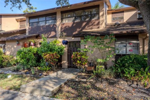 Таунхаус в Тамарак, Флорида 3 спальни, 121.79м2 № 2008902