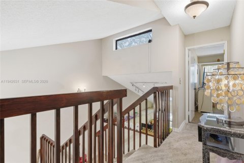 Купить таунхаус в Тамарак, Флорида 3 спальни, 121.79м2, № 2008902 - фото 15