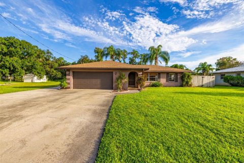 Casa en Lake Placid, Florida 2 dormitorios, 126.44 m2 № 2383921