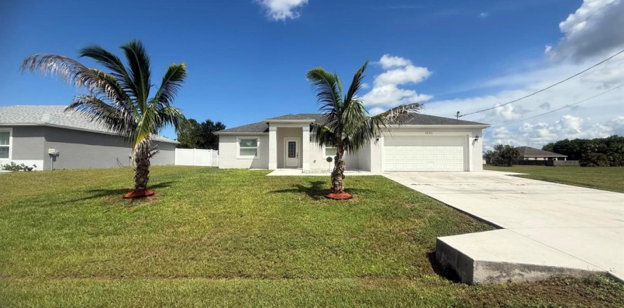 Villa ou maison à Port St. Lucie, Floride 3 chambres, 154.68 m2 № 2386957