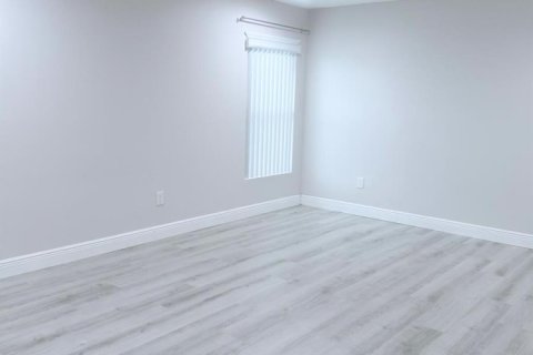 Villa ou maison à louer à Port St. Lucie, Floride: 3 chambres, 154.68 m2 № 2386957 - photo 24
