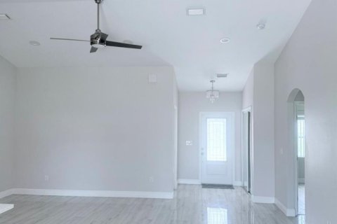 Villa ou maison à louer à Port St. Lucie, Floride: 3 chambres, 154.68 m2 № 2386957 - photo 15