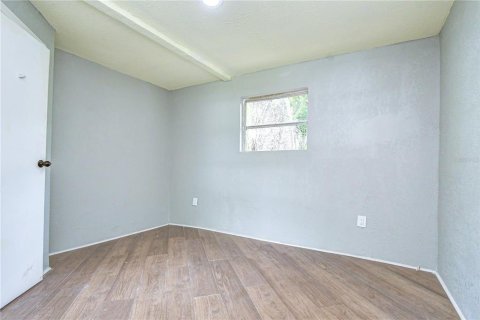 House in Zephyrhills, Florida 2 bedrooms, 62.62 sq.m. № 2258801 - photo 15