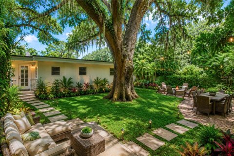 House in Zephyrhills, Florida 2 bedrooms, 62.62 sq.m. № 2258801 - photo 28