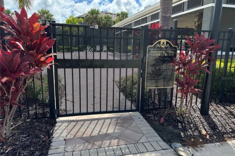 Adosado en alquiler en Sarasota, Florida, 3 dormitorios, 168.99 m2 № 1875904 - foto 25