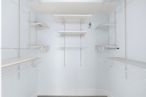 Condominio en venta en Margate, Florida, 2 dormitorios, 92.9 m2 № 1969433 - foto 17