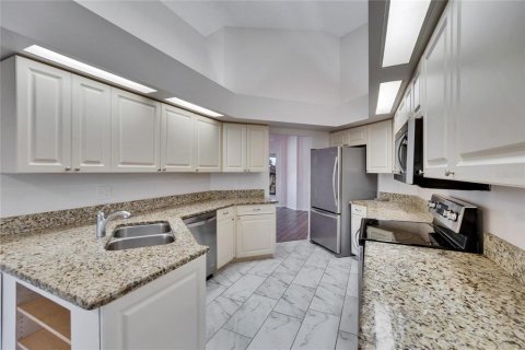 Casa en alquiler en Sun City Center, Florida, 3 dormitorios, 180.14 m2 № 1644447 - foto 8