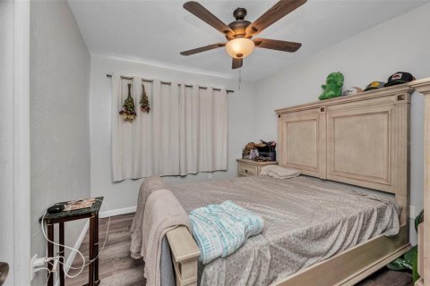 House in Port Charlotte, Florida 3 bedrooms, 109.9 sq.m. № 1740504 - photo 12
