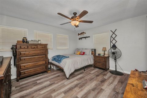 House in Port Charlotte, Florida 3 bedrooms, 109.9 sq.m. № 1740504 - photo 16