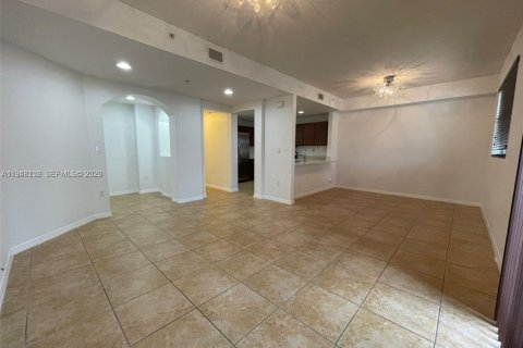 Снять в аренду квартиру в Дорал, Флорида 3 спальни, 112.13м2, № 2005900 - фото 2