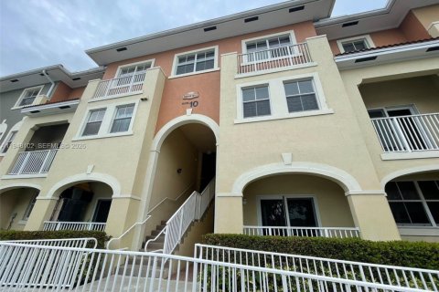 Квартира в Дорал, Флорида 3 спальни, 112.13м2 № 2005900