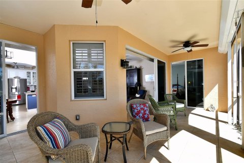 Condo in Punta Gorda, Florida, 3 bedrooms  № 1547762 - photo 26