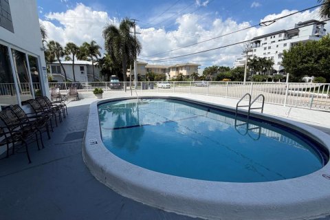 Copropriété à louer à Fort Lauderdale, Floride: 1 chambre, 63.17 m2 № 2393216 - photo 14