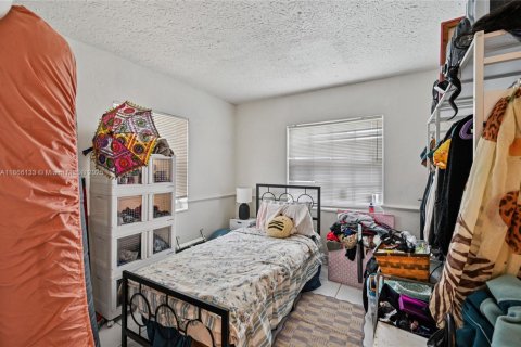 House in Boynton Beach, Florida 3 bedrooms, 101.17 sq.m. № 1893543 - photo 17