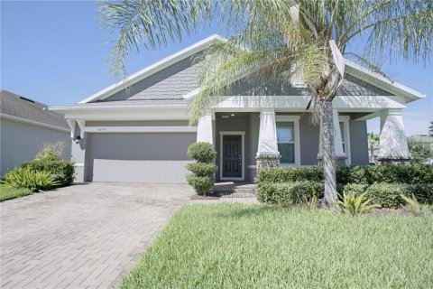 House in Orlando, Florida 5 bedrooms, 236.71 sq.m. № 2394072