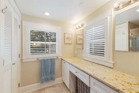 Villa ou maison à vendre à Sarasota, Floride: 2 chambres, 79.25 m2 № 1875755 - photo 20